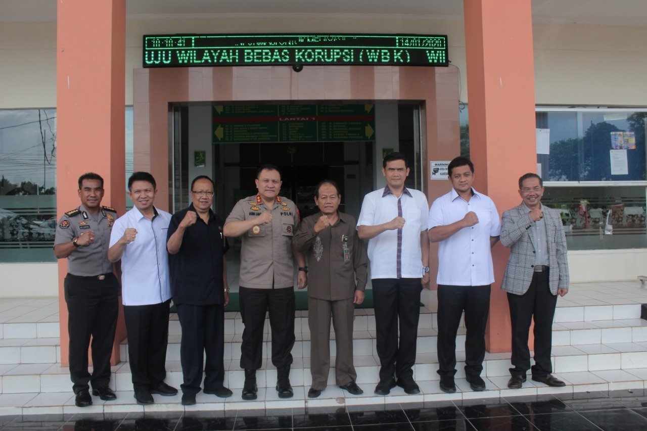 Kapolda Banten Jalin Silaturahmi Kunjungan Kerja ke Pengadilan Tinggi