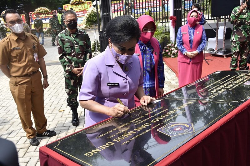 Ketua Umum Yayasan Tunas Muda IKKT Resmikan Klinik Pratama, Mess Dieng dan ICU RS Patria