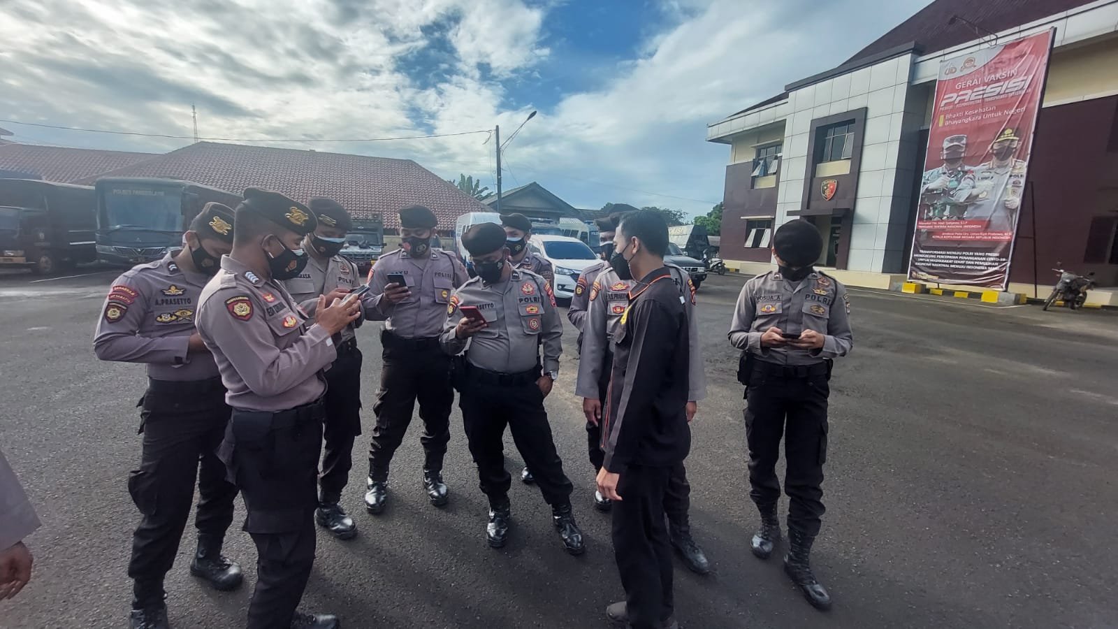 Peran Positif Media Sosial dalam Kehumasan Polri