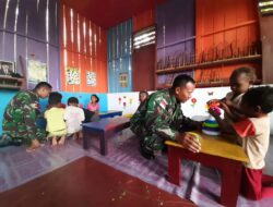 Prajurit Pamtas Yonif 411 Kostrad Ubah Rumah Pintar Jadi PAUD di Perbatasan RI-PNG