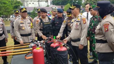 Personel Satbrimob Polda Sumsel Gelar Apel Siaga Karhutla di Polres Lubuklinggau