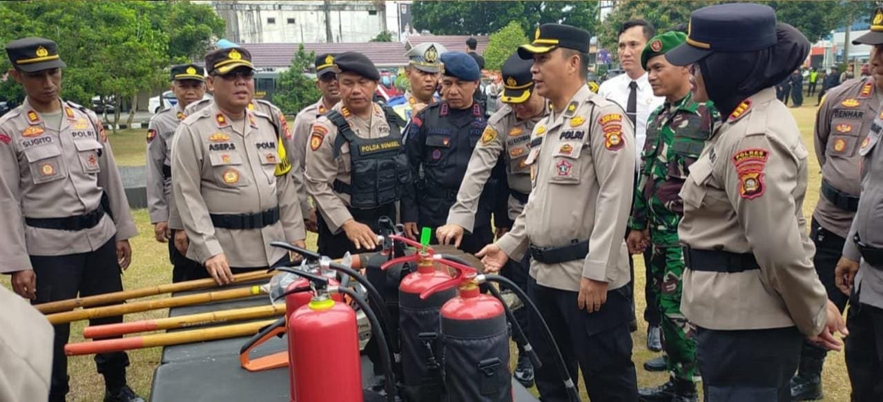 Personel Satbrimob Polda Sumsel Gelar Apel Siaga Karhutla di Polres Lubuklinggau