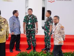 Panglima TNI Hadiri Rapat Transisi Penanganan Covid-19