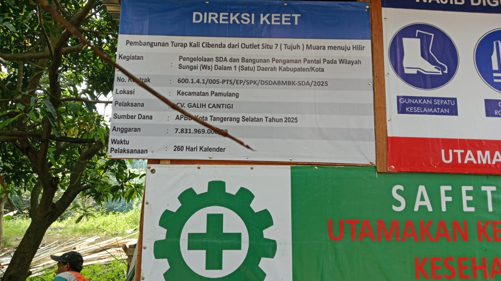 Proyek Turap Kali Cibenda di Pamulang Diduga Tak Sesuai Spek kabaikan K3