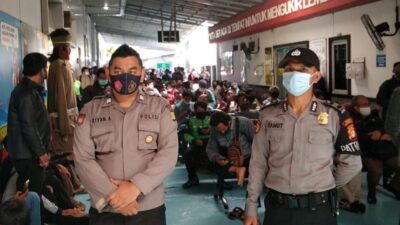Polsek Jagakarsa Laksanakan Yanpam di Kejari untuk Cegah Penyebaran Covid-19