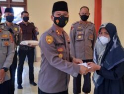 Peringatan Maulid Nabi, Kapolres Serang Kota Santuni Anak Yatim