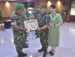 Dandim 0501/JP Pimpin Acara Korps Raport Penyambutan dan Pelepasan Personel