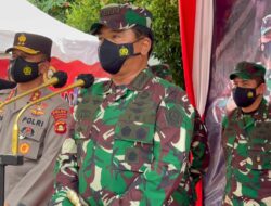 Panglima TNI dan Kapolri Tinjau Vaksinasi 2000 Prajurit serta Anggota Polri di Palembang