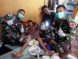 Senyum Lebar Anak Perbatasan Saat Khitan Gratis dari Satgas Yonif 642/Kapuas