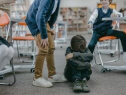 SKANDAL SMPN 19 TANGSEL: Korban Bullying Kursi Besi Sejak MPLS, GMAKS Tuntut Kepala Sekolah Dicopot