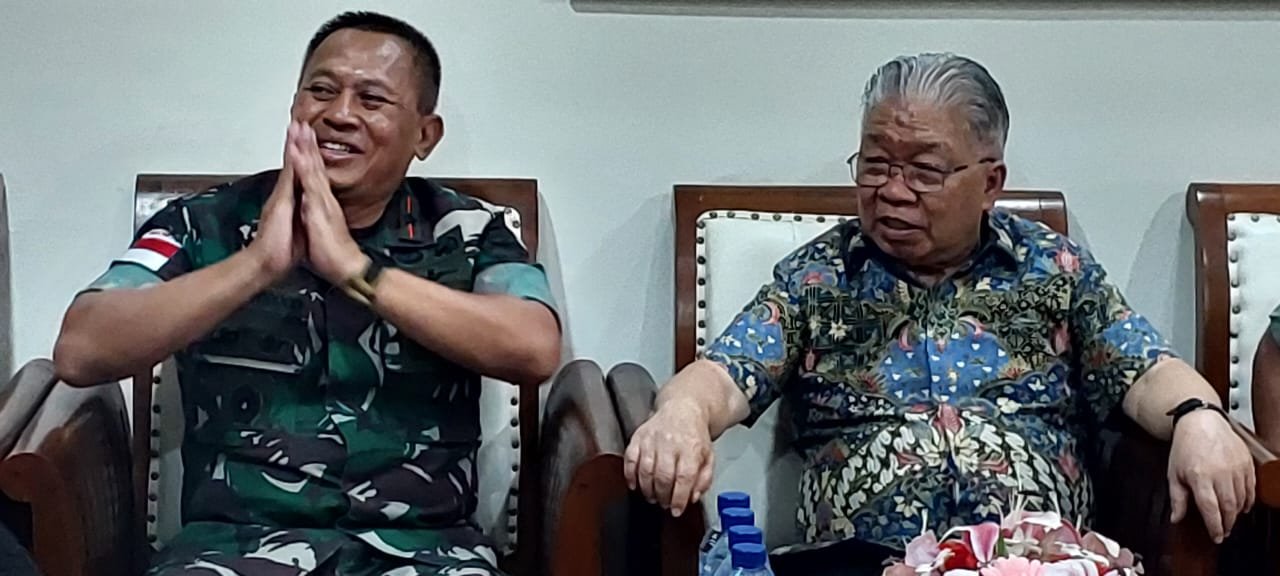 Uskup Agung Mandagi dan Danrem 174/ATW Bersinergi Bangun Papua dengan Cinta Kasih