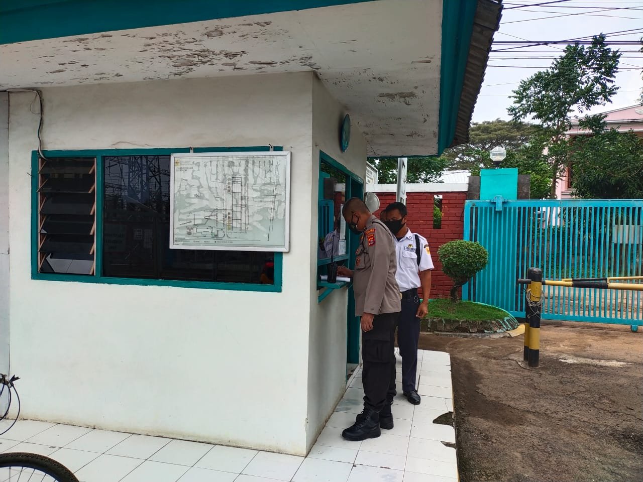 Kapolsek Serang Jalin Sinergi dengan Kunjungan ke Kantor Gardu PLN