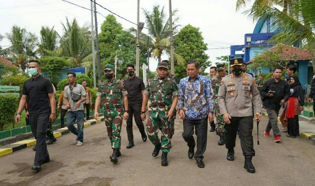 Danrem 064/MY dan Walikota Serang Touring ke Cek Poin 5