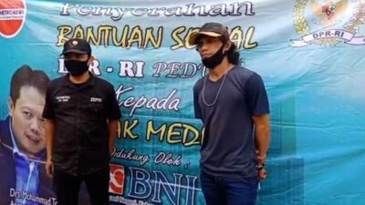 Metro TV Bagikan Sembako Gratis untuk Jurnalis Terdampak Covid-19