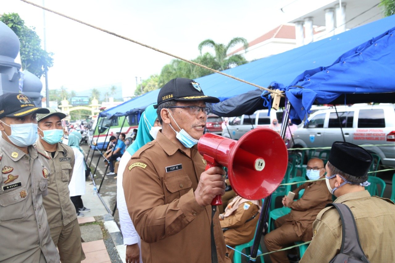 Sekda Pandeglang Geram Lihat Kerumunan Langgar Protokol Kesehatan