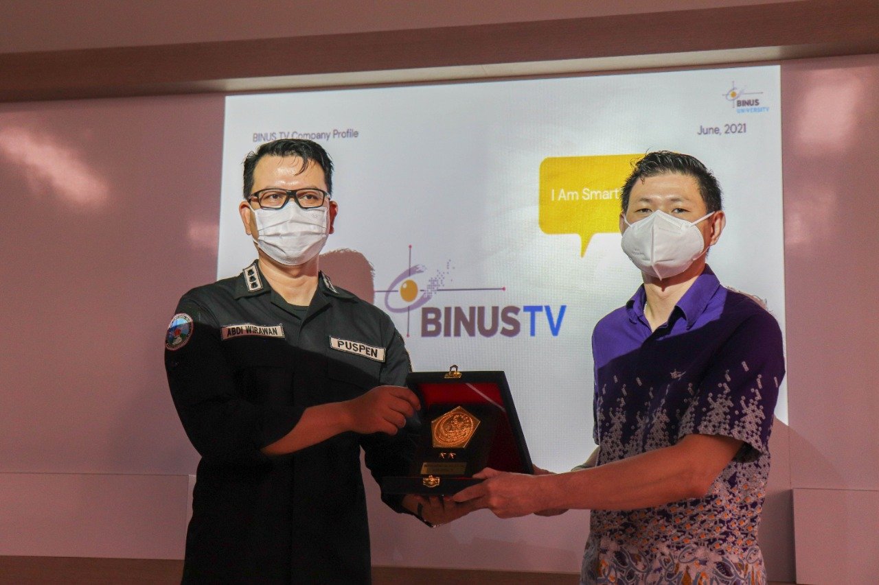 Binus University Bekasi Adakan Pelatihan Editing Video untuk Personel Puspen TNI