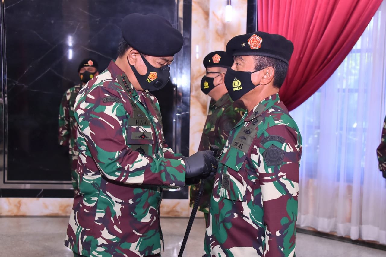 Panglima TNI Pimpin Upacara Serah Terima Jabatan Kapuskersin