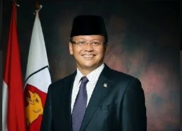 Edhy Prabowo Harapan Baru bagi Perikanan Indonesia oleh Agnes Marcellina