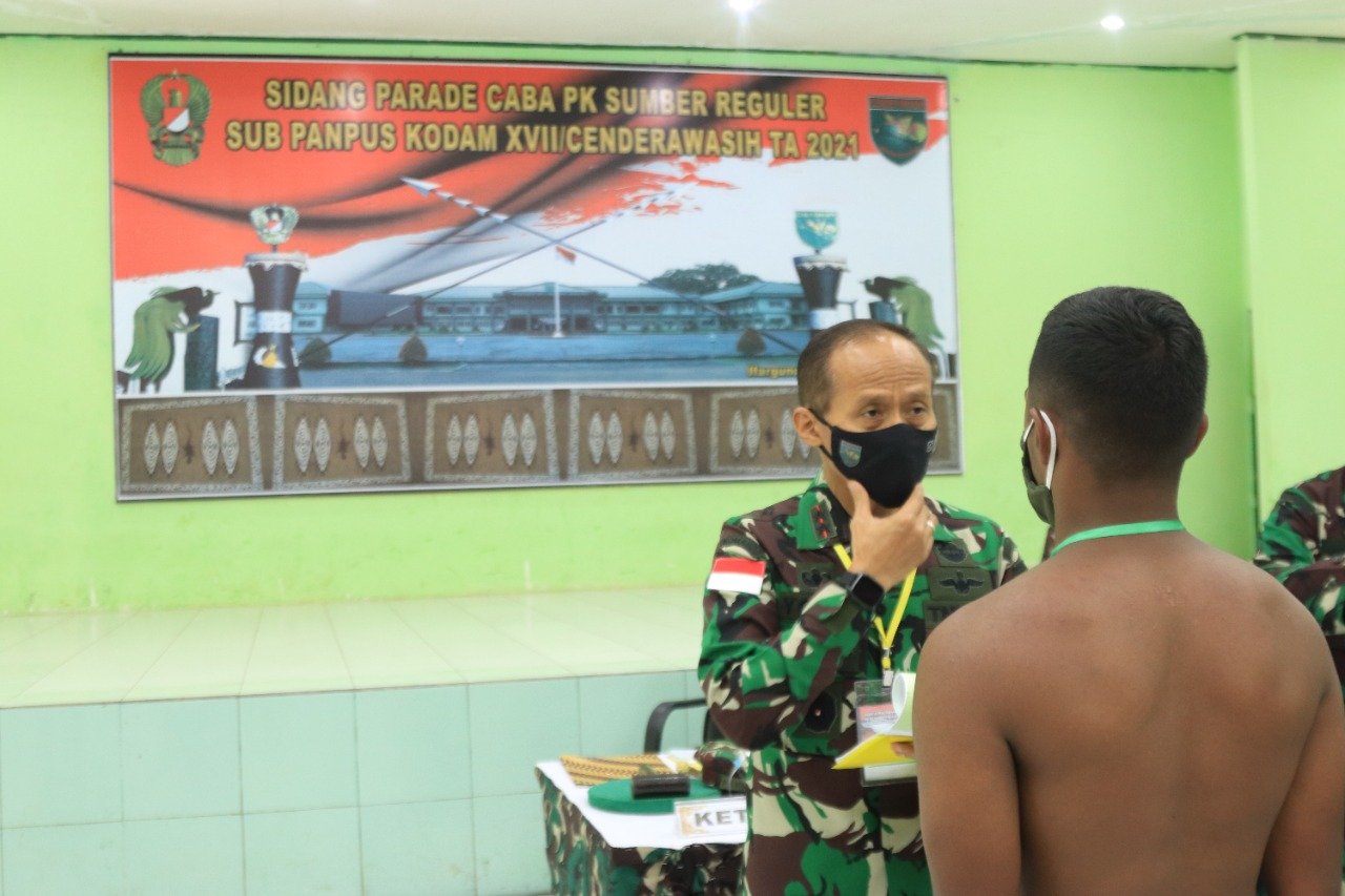 Pangdam XVII/Cenderawasih Pimpin Sidang Parade Calon Bintara PK TA 2021
