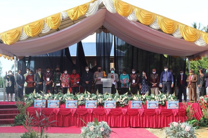 Pangdam XVII/Cenderawasih Hadiri Ibadah Bersama HUT Pekabaran Injil ke-166