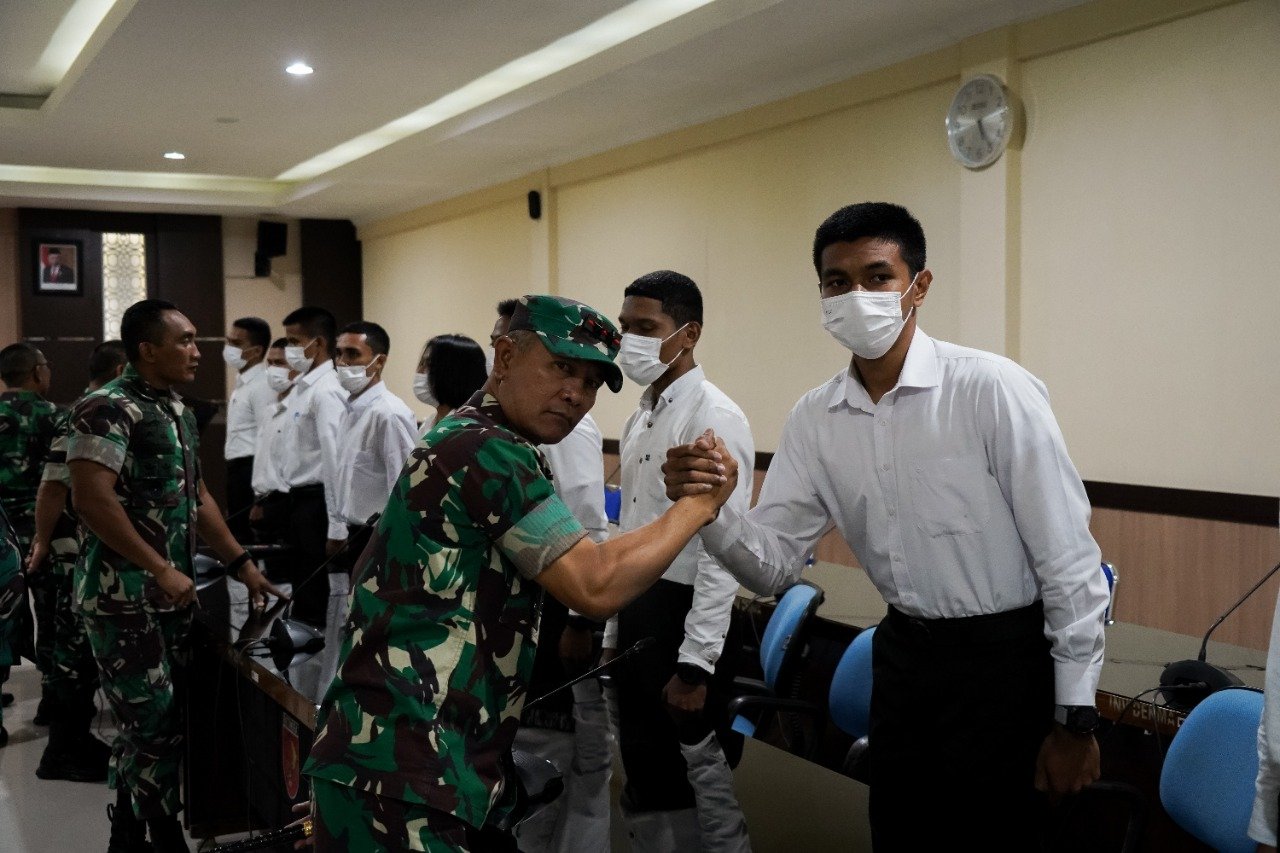 Kodam XVI Pattimura Lepas 11 Putra Putri Terbaik Ikuti Seleksi Catar Akmil Pusat
