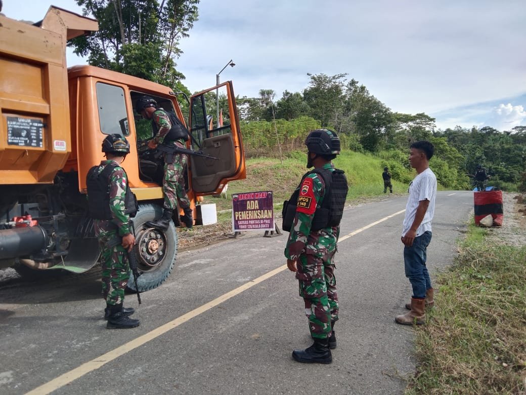 Satgas Yonif 126/KC Amankan Perbatasan Lewat Sweeping untuk Jaga Stabilitas