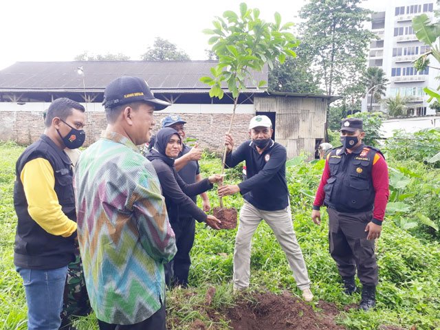 KOPISUSu Rayakan Hari Sampah Nasional dengan Kampanye Peduli Lingkungan dan Tanam Pohon