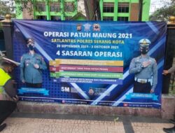 Ops Patuh Maung 2021, Satlantas Polres Serang Pasang Spanduk