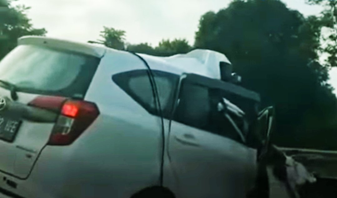 Supir Dump Truk Tabrak di Tol Jagorawi, Terancam Denda Besar