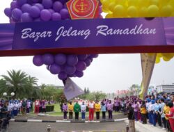 Panglima TNI Resmikan Bazar Murah Dharma Pertiwi