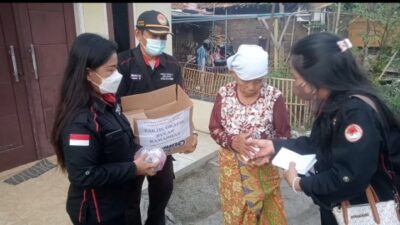 PPPKRI SAT Bela Negara Mada II Cilegon Bagikan Takjil dan Santunan Dhuafa