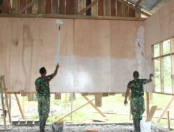 Bentuk Kepedulian, Satgas Pamtas Yonif Raider 142/KJ Bantu Sekolah