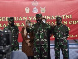 Kasum TNI Tinjau Serbuan Vaksinasi Covid-19 untuk Ribuan Babinsa dan Babinpotdirga Solo
