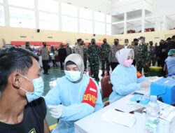 Panglima TNI Percepat Vaksinasi Banten, TNI-Polri Bantu Tenaga Kesehatan