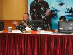 Kasum TNI Kunjungi Pusat Penerangan TNI