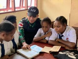 Yonif 143/TWEJ Ajak Siswa Keliling Dunia Lewat Membaca