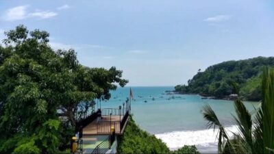 Wisata Pantai Selatan Banten yang Wajib Dikunjungi