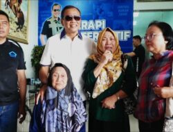 Nenek 84 Tahun Sembuh Tuli Perantara Yuli Hendro Priyono