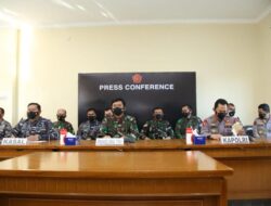 Panglima TNI Terus Upayakan Temukan Bukti KRI Nanggala-402 Tenggelam
