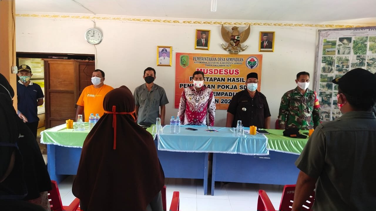 Babinsa Tebas Hadapi Musyawarang Desa Binaan untuk Dukung Pembangunan