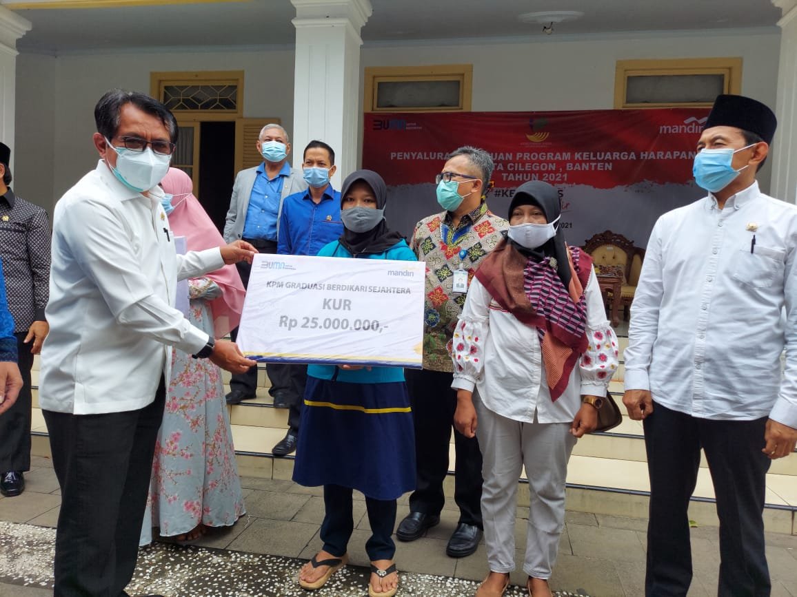 Kemensos Salurkan Bantuan PKH Tunai ke Provinsi Banten