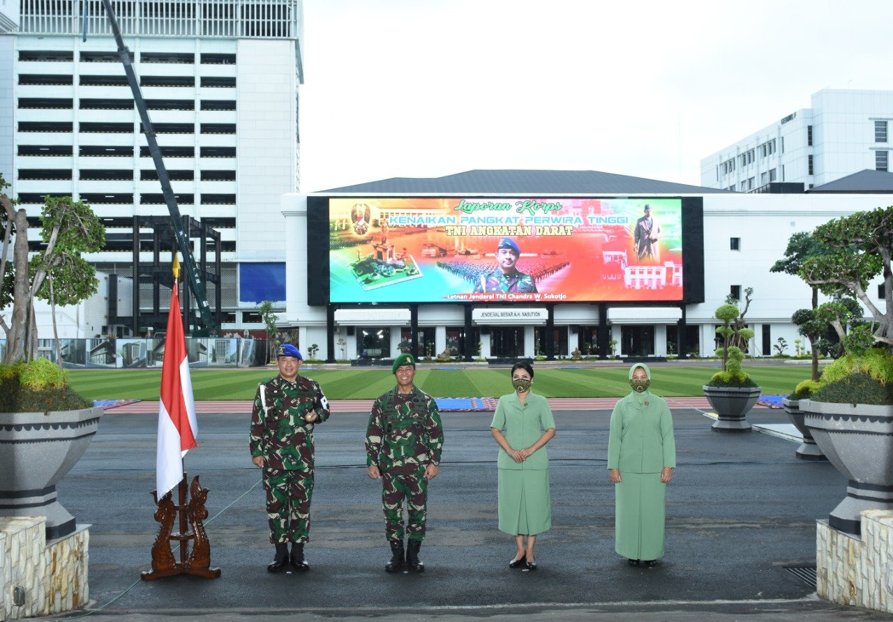 Kasad Terima Laporan Korps Kenaikan Pangkat 12 Perwira Tinggi TNI AD