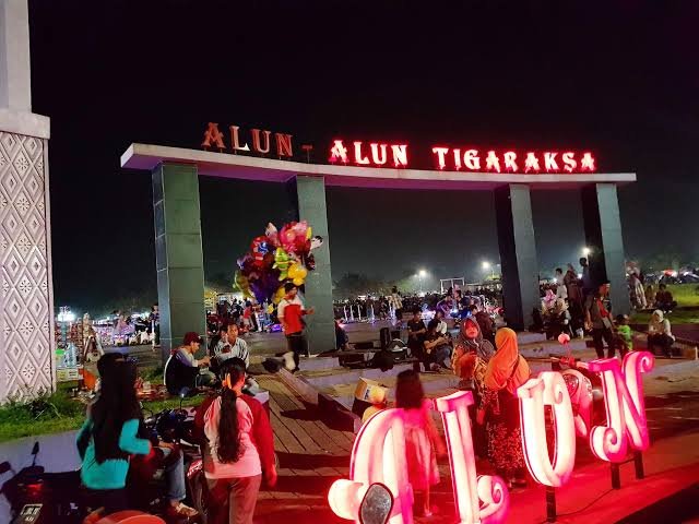 Viral Lagi di Medsos, Pengeroyokan Massal Pemuda di Alun-alun Tigaraksa