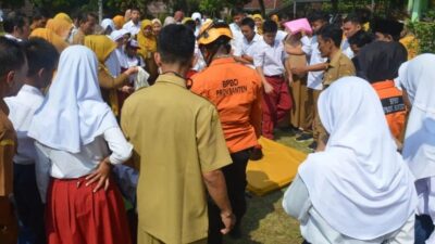BPBD Banten Intensif Latih Evakuasi Mandiri Gempa Bumi di Sekolah