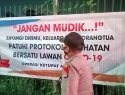 Polres Serang Kota Pasang Spanduk Larangan Mudik Cegah Covid-19