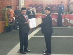 Mohammad Sakam Diambil Sumpah sebagai Anggota PAW DPRD Depok