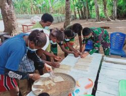 Prajurit Yonif 125 Tingkatkan Kreativitas Warga Perbatasan Lewat Pelatihan Pembuatan Tempe