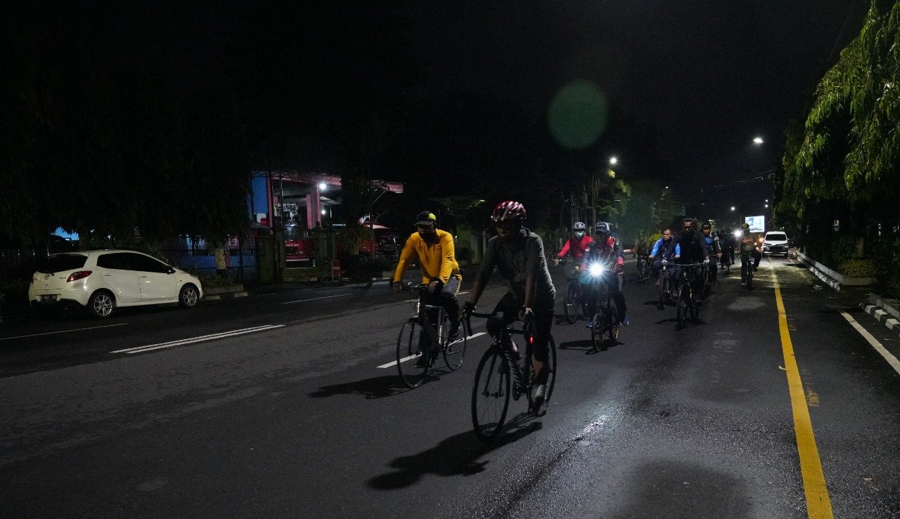 Gowes Relijius Korem 072/Pamungkas Makam Raja Panembahan Senopati