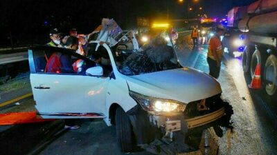 Ditlantas Polda Banten Evakuasi Mobil di Tol Merak-Tangerang