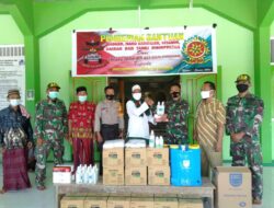 Yonif MR 413 Kostrad Bagikan Alkes di Masjid untuk Putus Rantai Covid-19